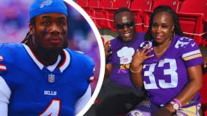 Daneisha Cook and the Journey of Personal Growth